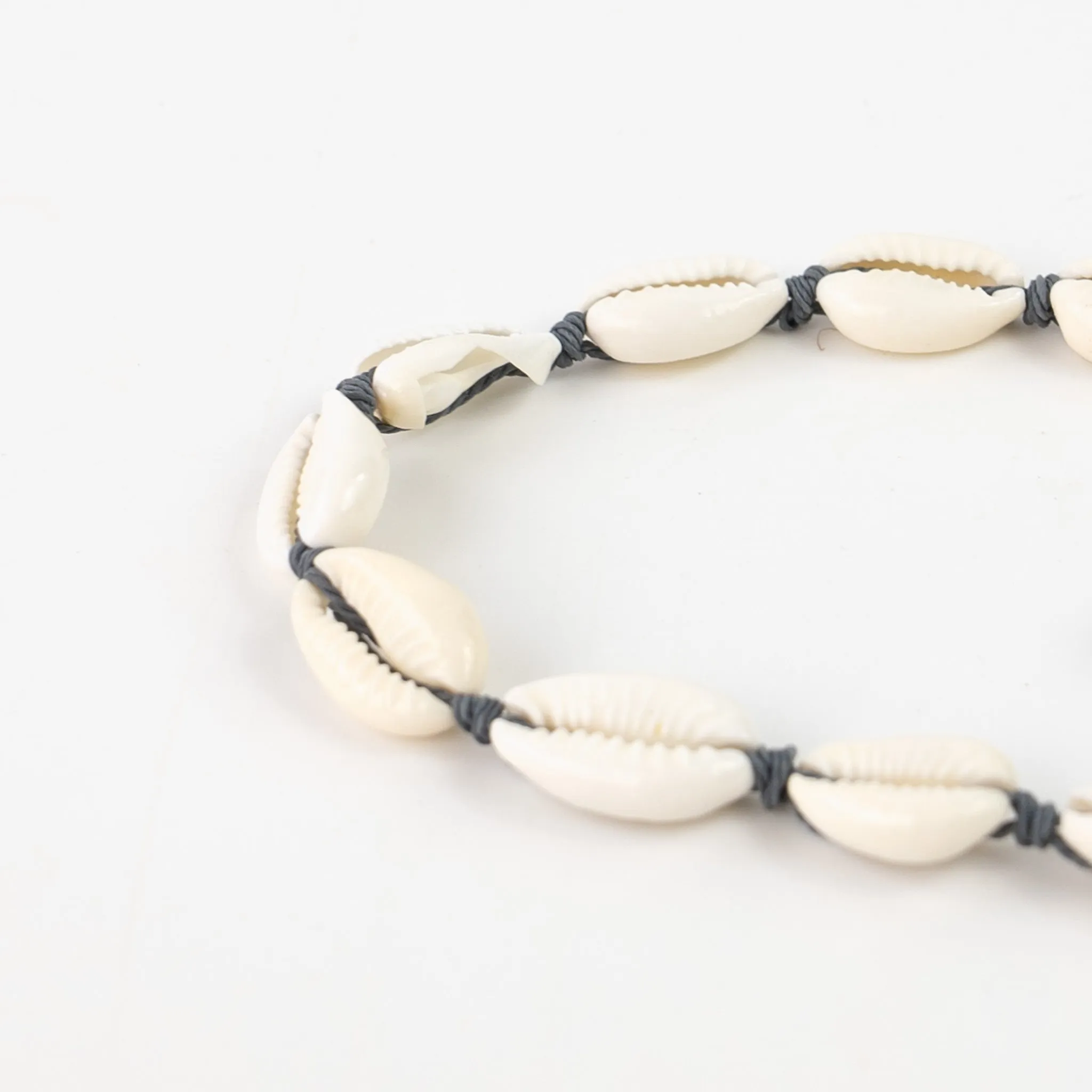 IMPERFECT Livadi Cowrie Shell Anklet