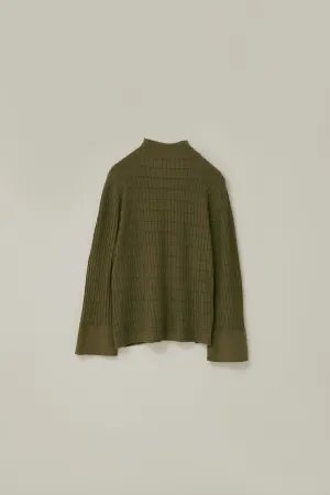 vertical patten turtle knit